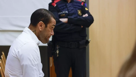 Fotografía de archivo Dani Alves, al que la Audiencia de Barcelona ha acordado dejar en libertad provisional, bajo fianza de un millón de euros.