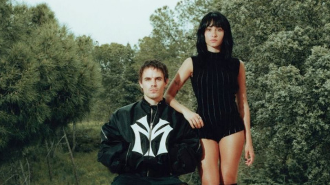Imagen destacada (3) Portada de 'Hermosa casualidad', la nueva canción de Aitana con Sen Senra.
