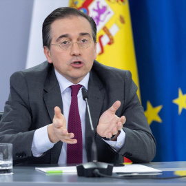 El ministro de Asuntos Exteriores, Unión Europea y Cooperación, José Manuel Albares, durante una rueda de prensa posterior a la reunión del Consejo de Ministros, en el Palacio de La Moncloa