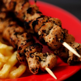 Pinchos morunos veganos.